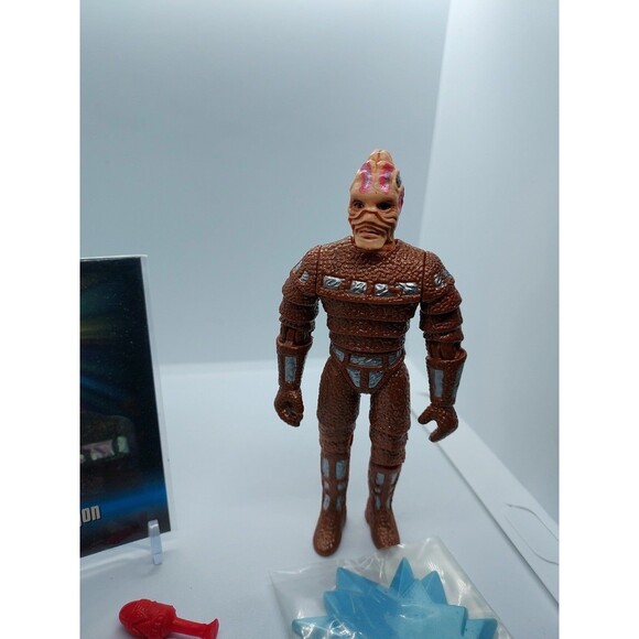 Vintage Star Trek Vorgon 1993 Action Figure Playmates Loose with Card - Picture 1 of 4